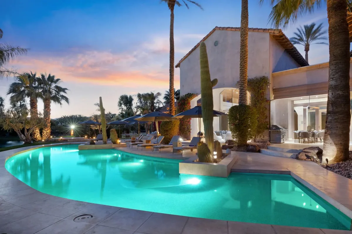 Mirabella Estate with Private Lake #133