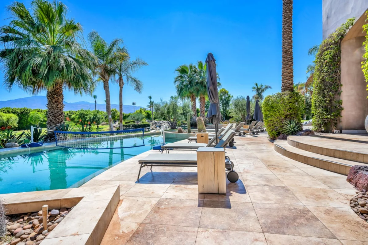 Mirabella Estate with Private Lake #243