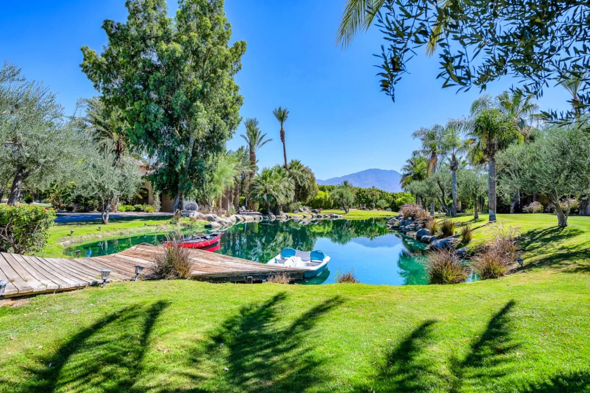 Mirabella Estate with Private Lake #198