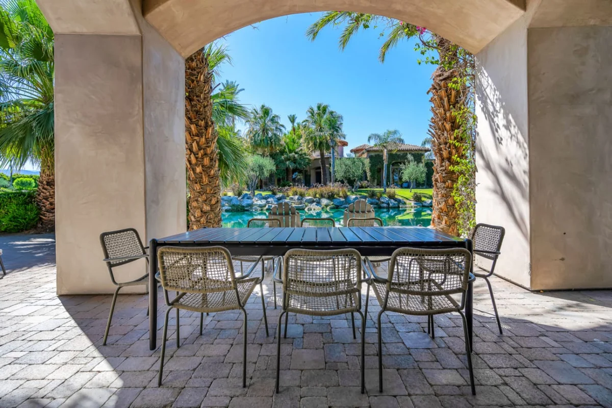 Mirabella Estate with Private Lake #170