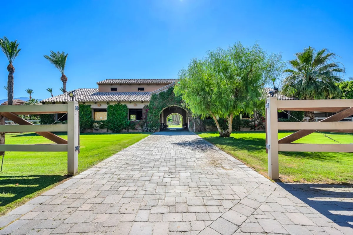 Mirabella Estate with Private Lake #216