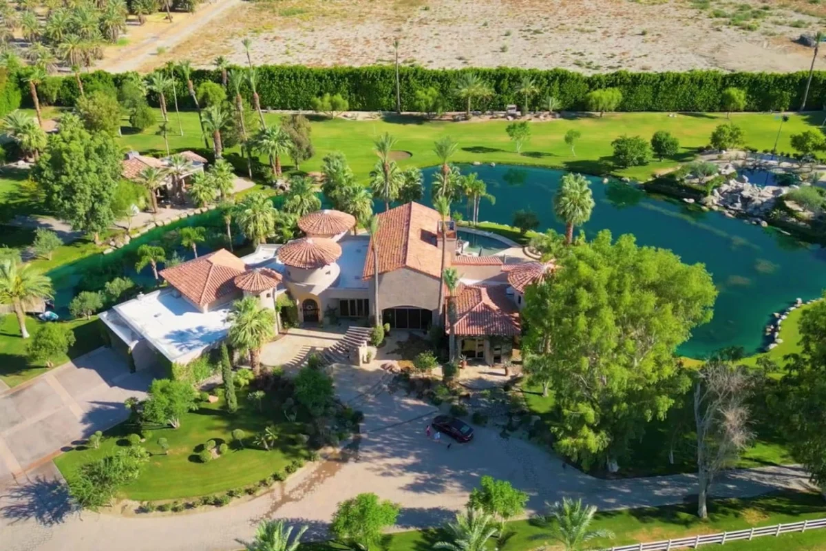 Mirabella Estate with Private Lake #181