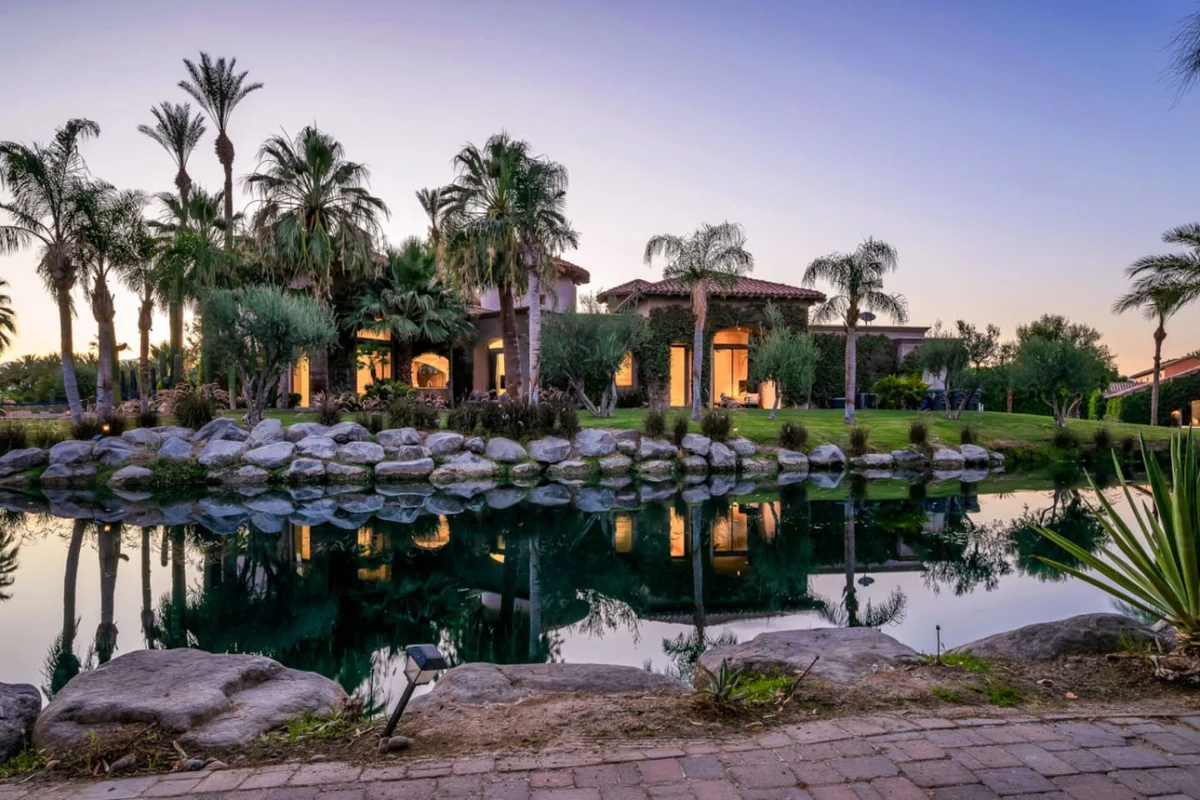 Mirabella Estate with Private Lake #246