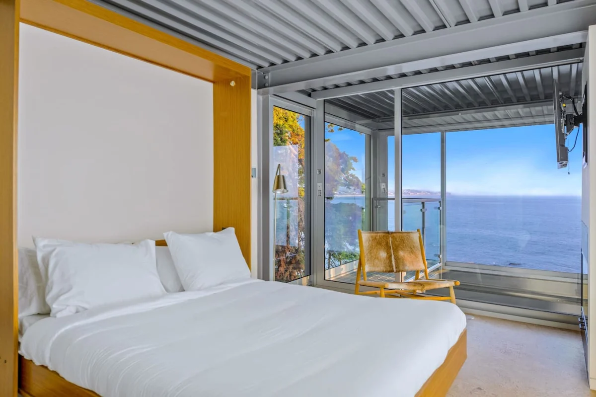 Beachfront Villa Broad Beach w/direct beach access #92