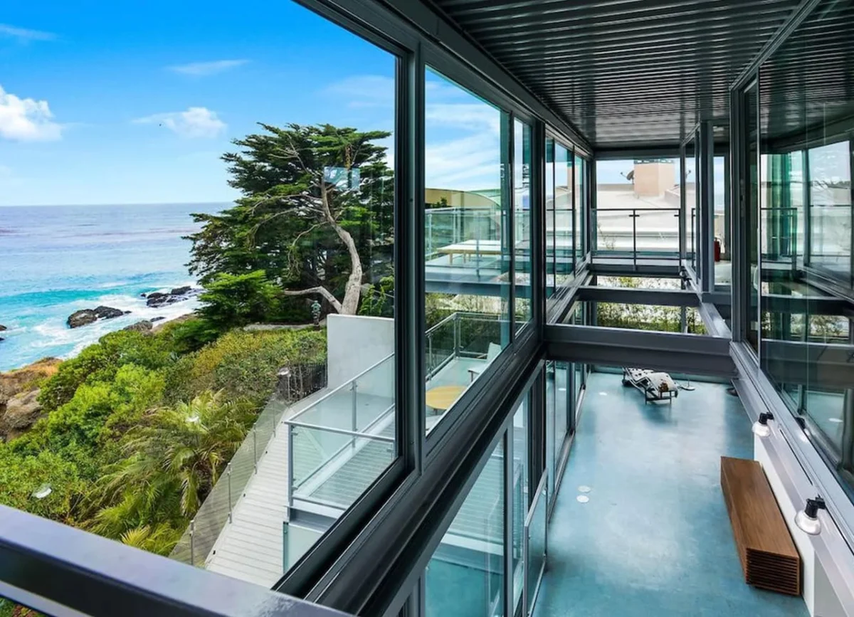 Beachfront Villa Broad Beach w/direct beach access #122