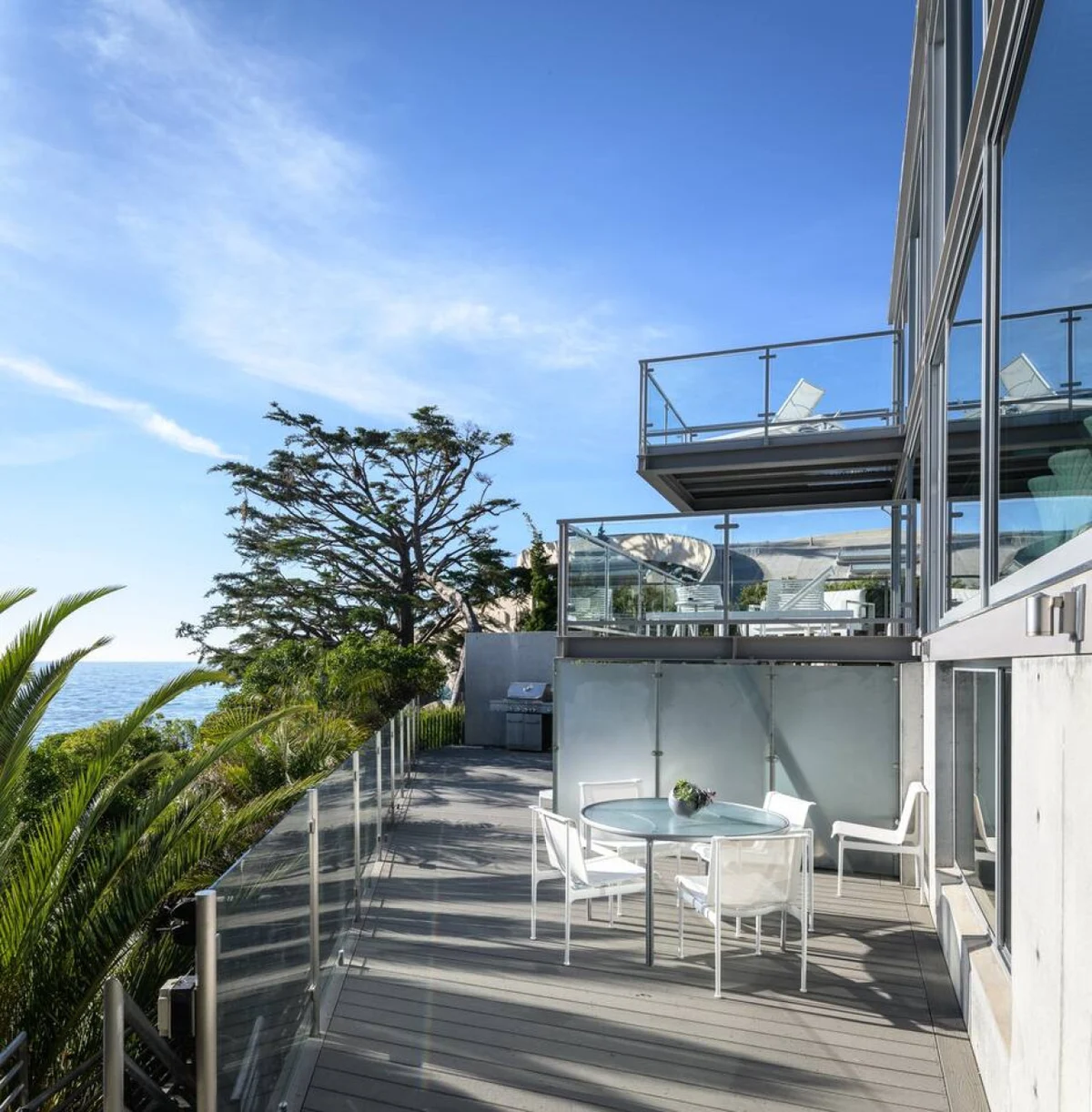 Beachfront Villa Broad Beach w/direct beach access #117