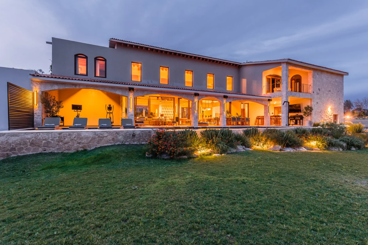 Private Luxury Villa in San Miguel de Allende w/ pool and thermal jacuzzi by VIATO HOMES #101