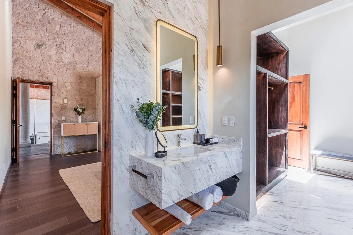 Private Luxury Villa in San Miguel de Allende w/ pool and thermal jacuzzi by VIATO HOMES #103