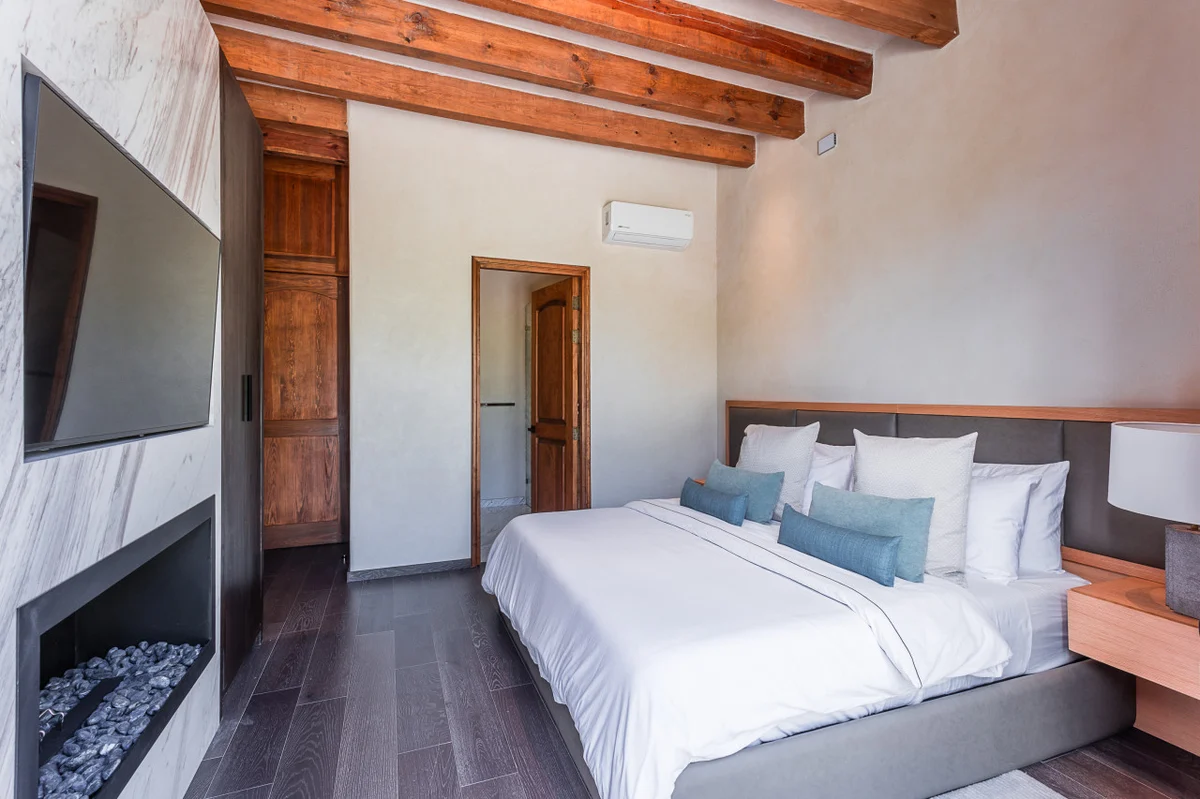 Private Luxury Villa in San Miguel de Allende w/ pool and thermal jacuzzi by VIATO HOMES #113