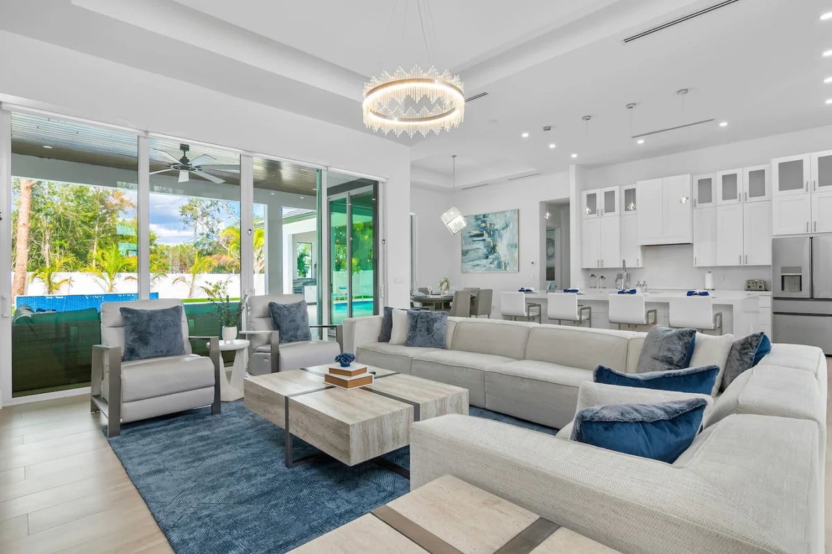 Blue Diamond Beach Home #119
