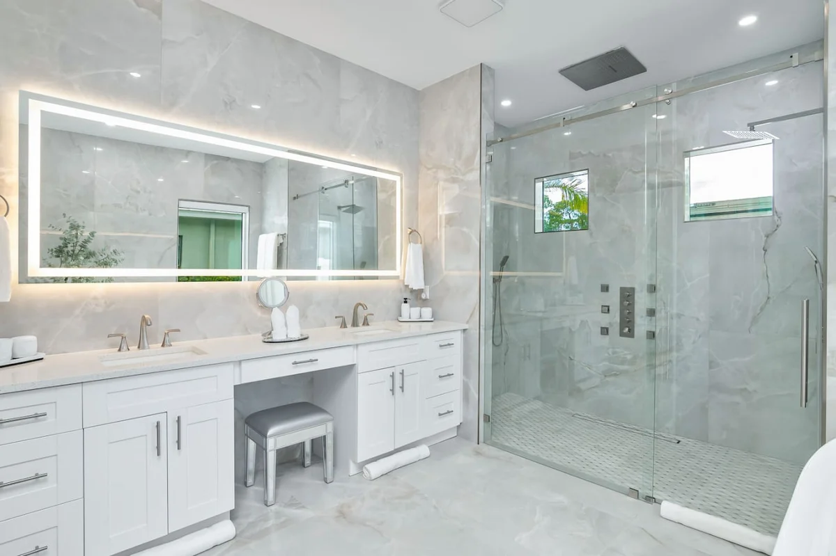 Blue Diamond Beach Home #106