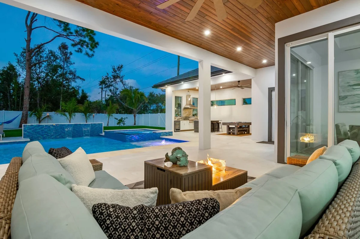 Blue Diamond Beach Home #154