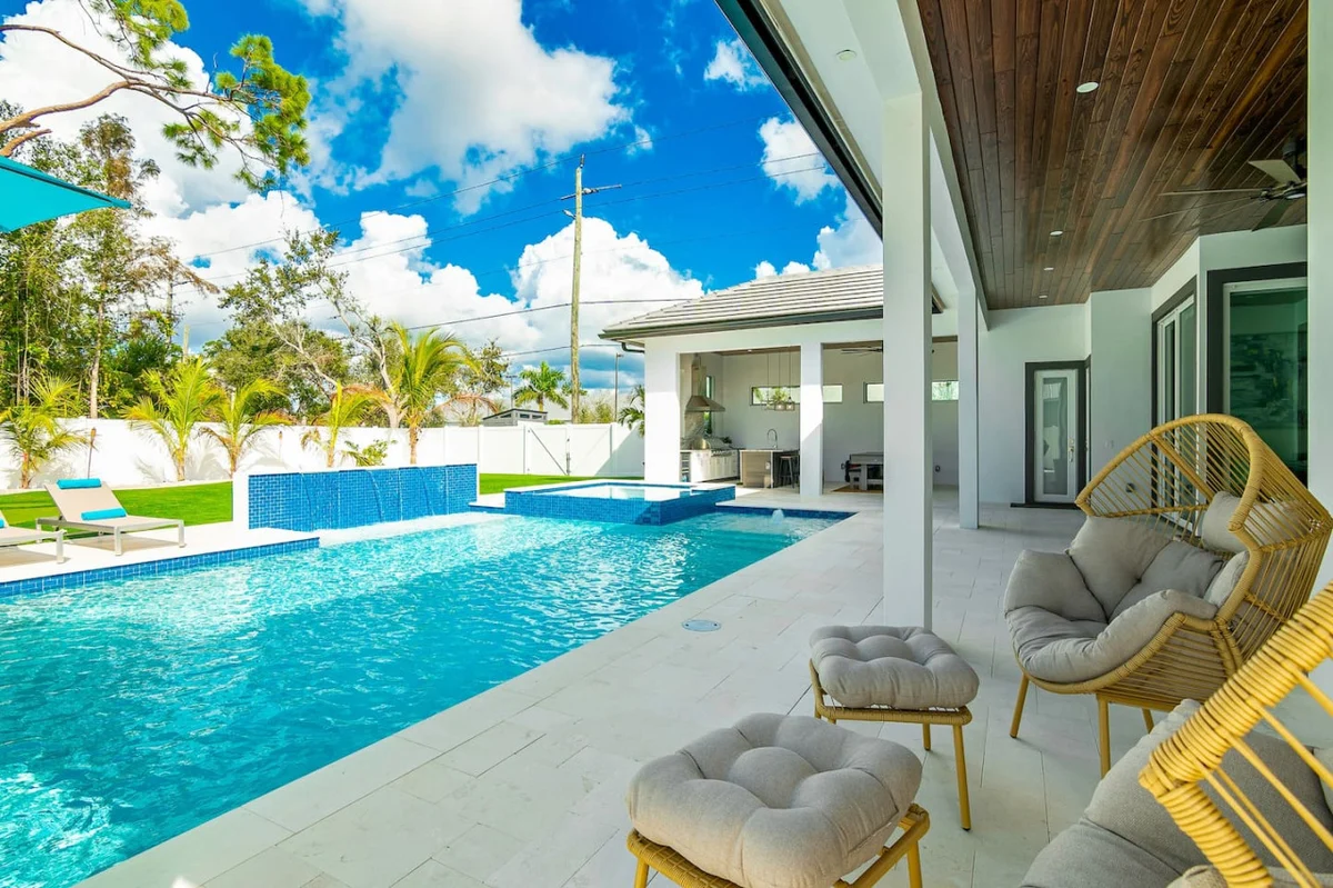Blue Diamond Beach Home #152