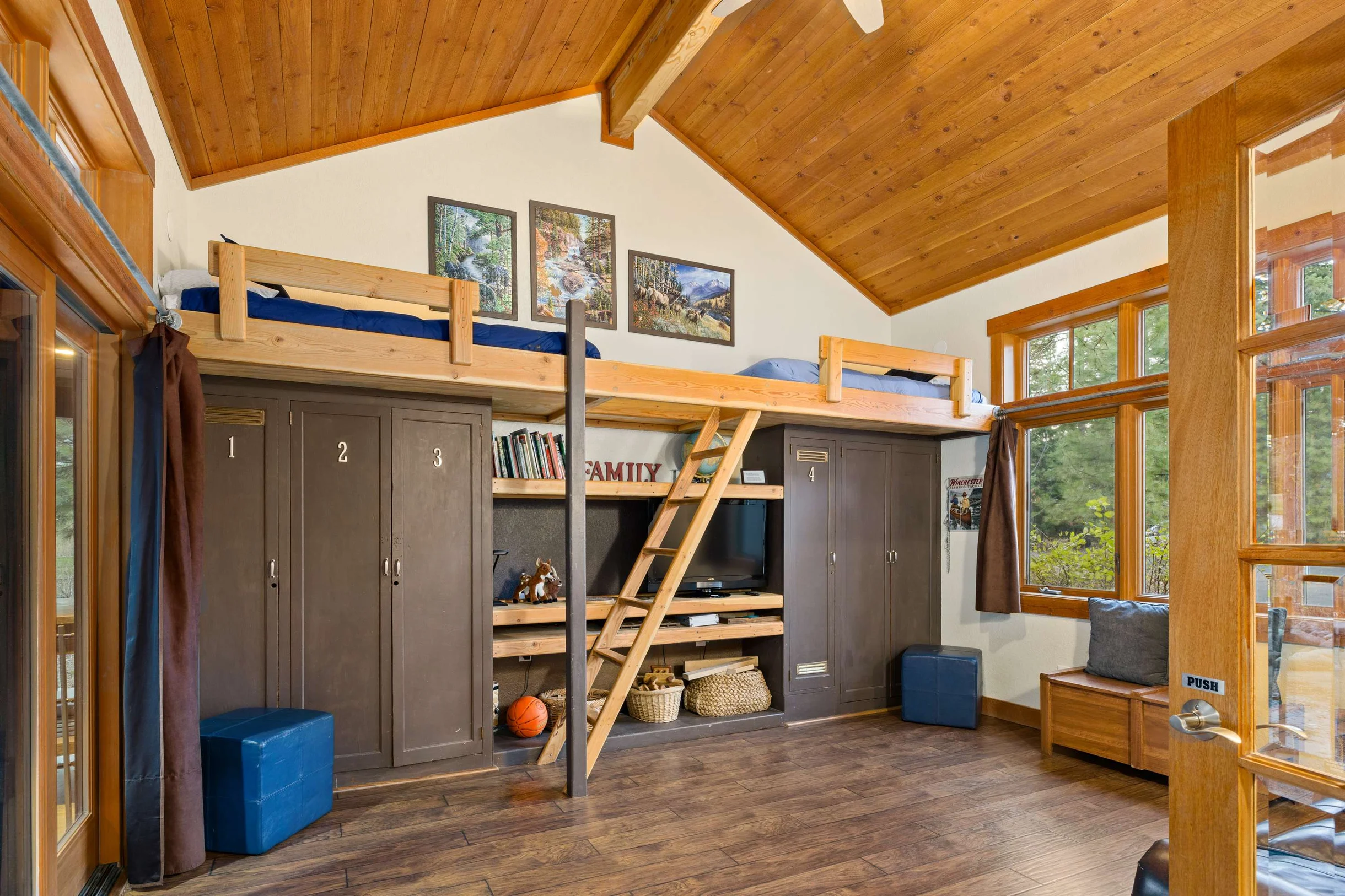 Talcott Timber Lodge #21