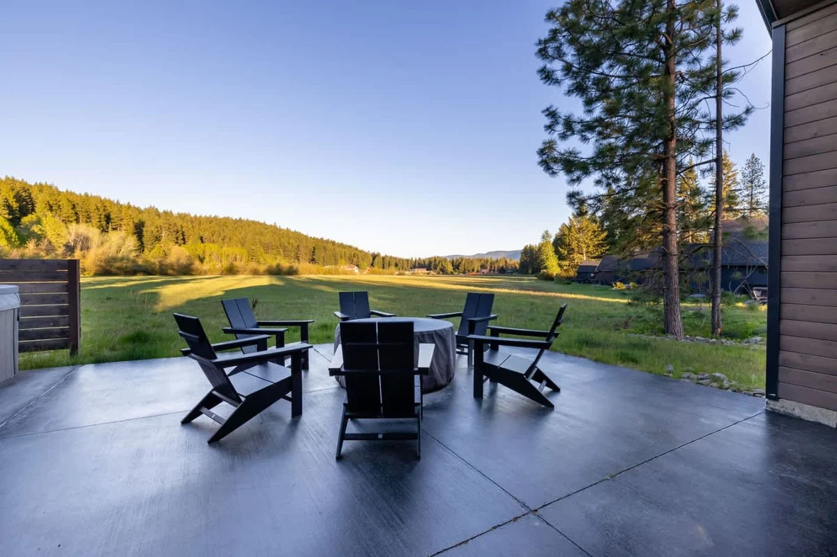 SunR Meadow Retreat #54