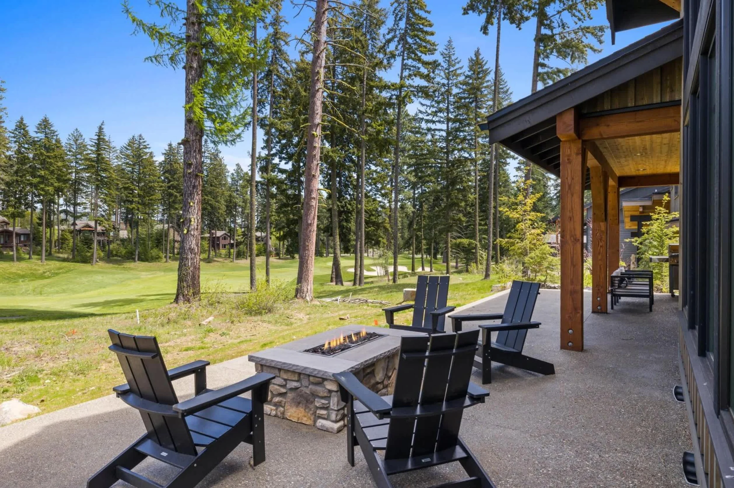 Lucky Elk Lodge #2