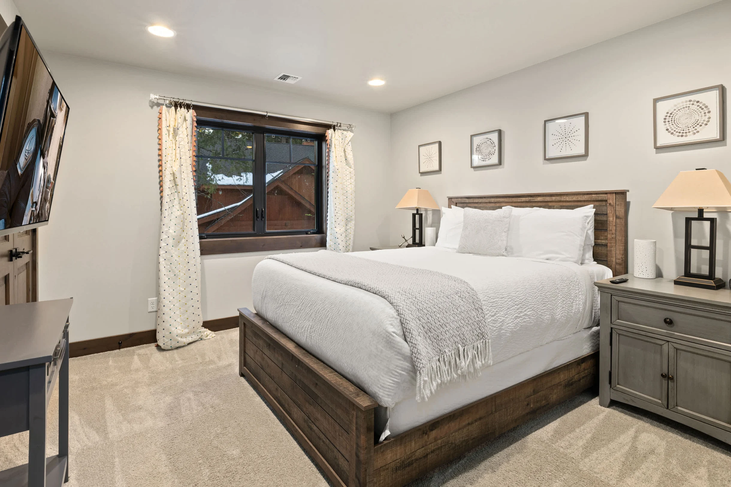Snowberry Retreat #31