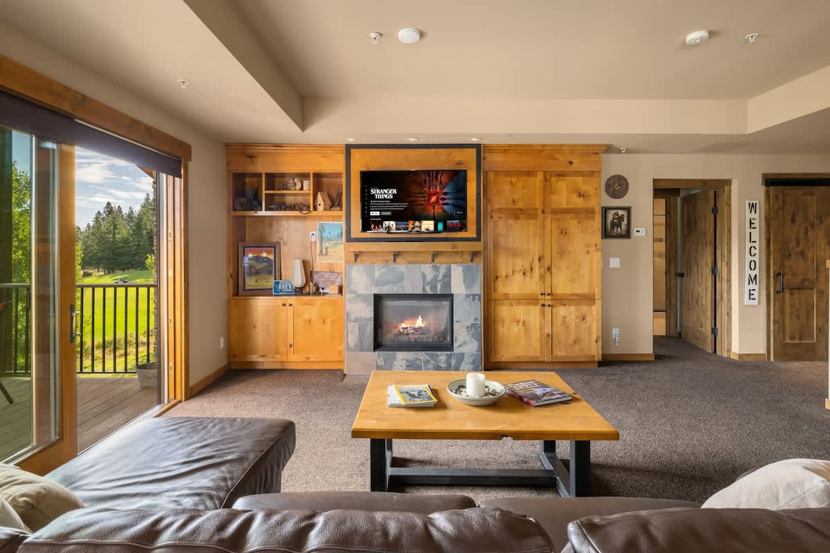 Cowboy Corner Condo #24