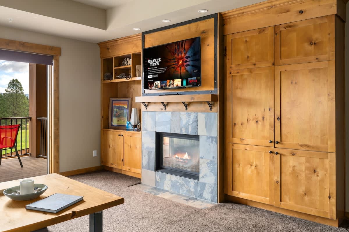 Cowboy Corner Condo #6