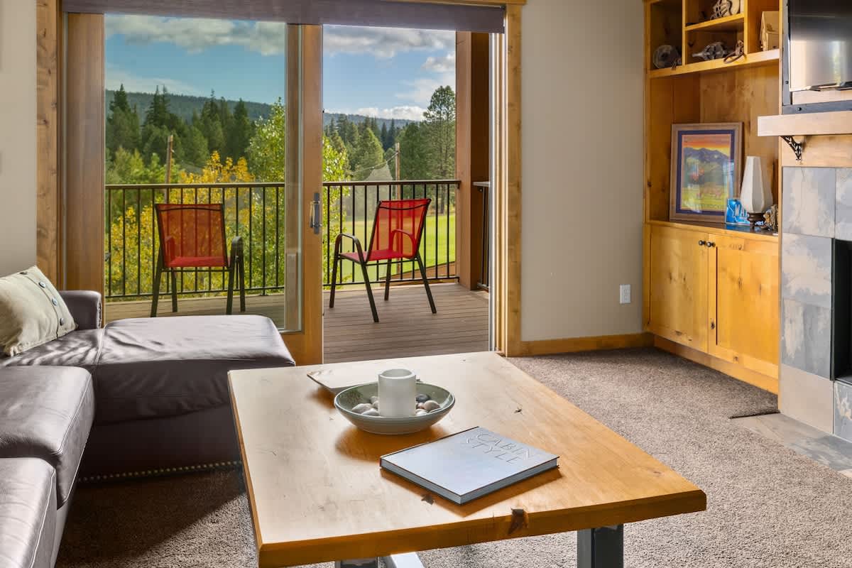 Cowboy Corner Condo #25