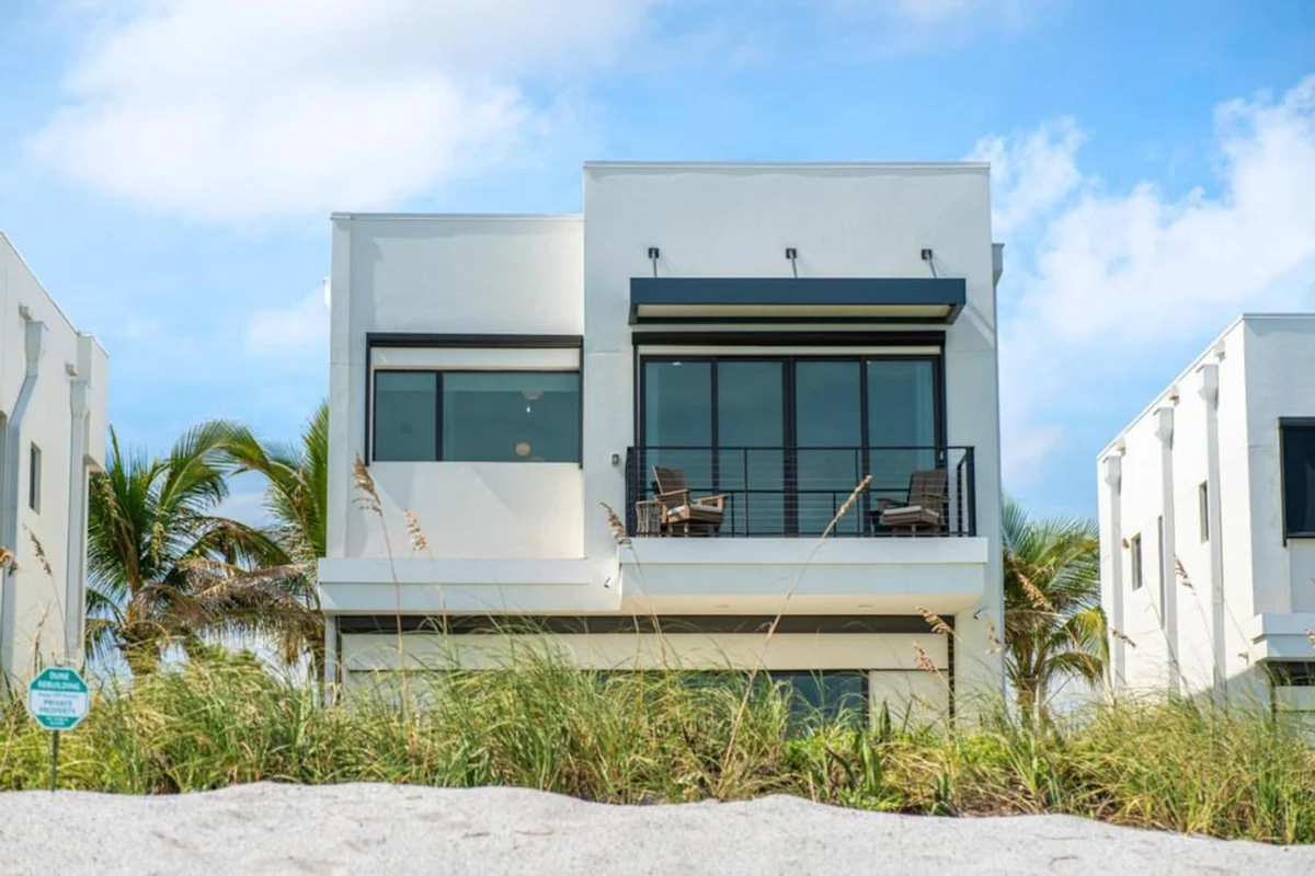 NEW Luxury Modern Beachfront Villa w/ Heated Pool #75