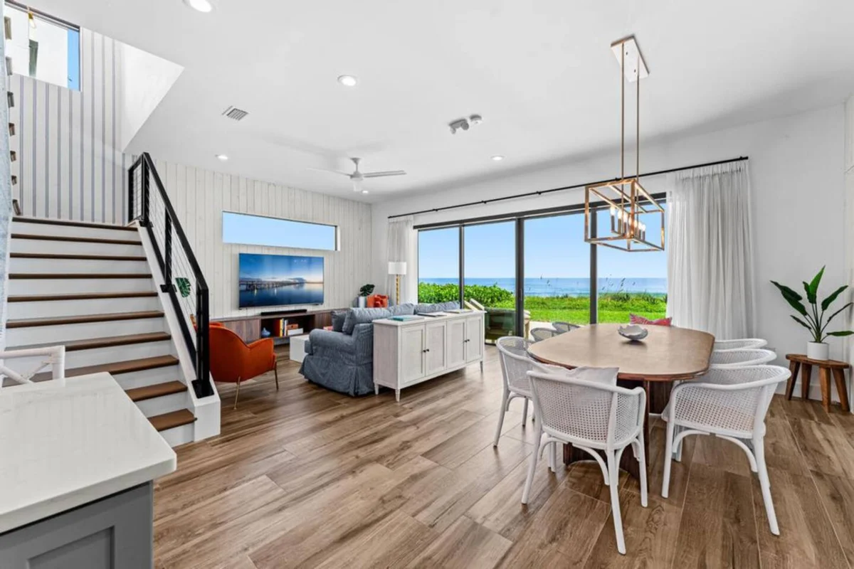 NEW Luxury Modern Beachfront Villa w/ Heated Pool #43