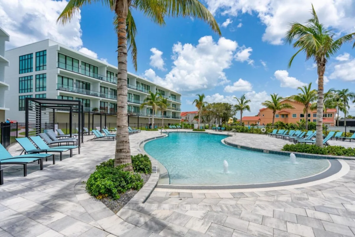 NEW Luxury Modern Beachfront Villa w/ Heated Pool #46