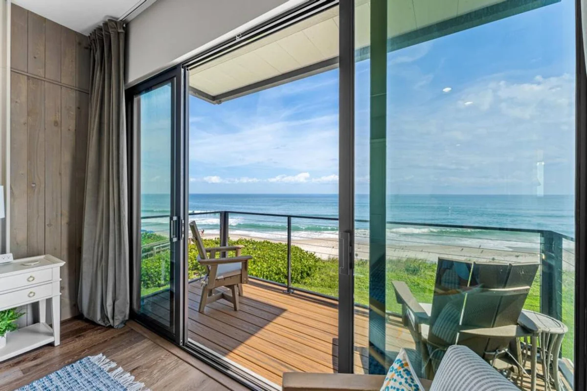 NEW Luxury Modern Beachfront Villa w/ Heated Pool #93