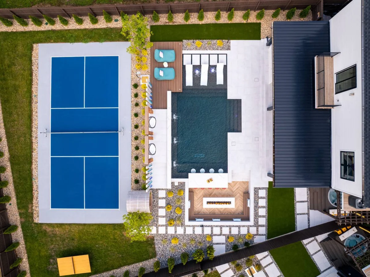 “The Art Haus” | Karaoke • Pool • Pickleball #82