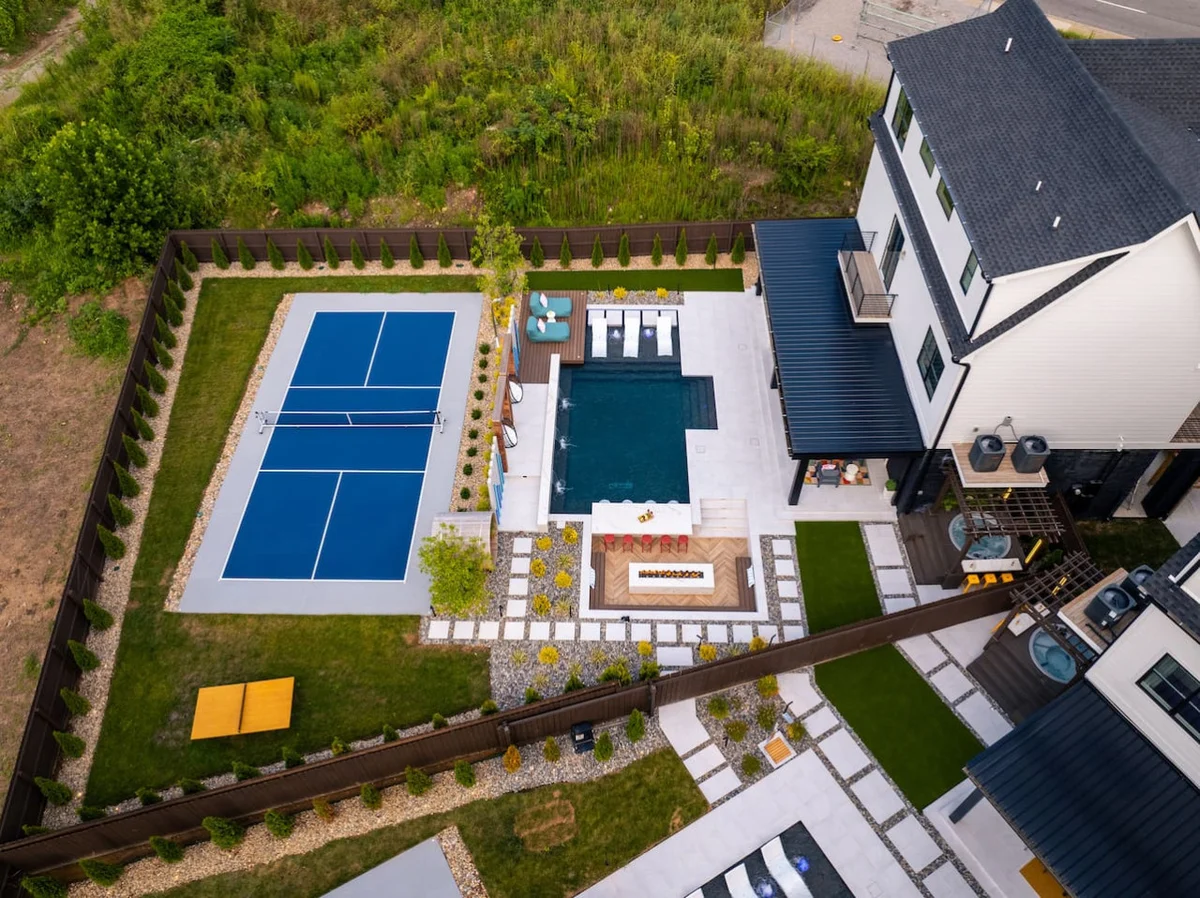 “The Art Haus” | Karaoke • Pool • Pickleball #106