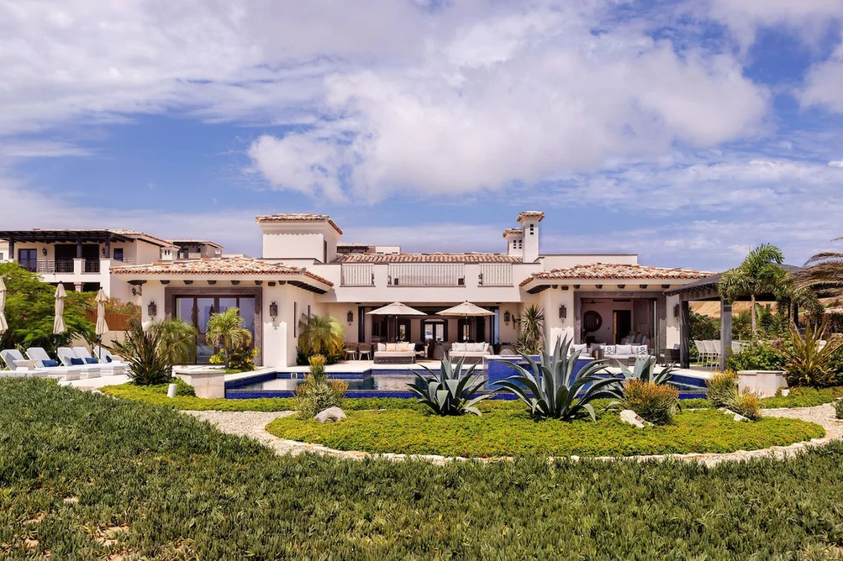 Luxurious 4BR Ocean View Getaway + Free Airport Transfers! #76