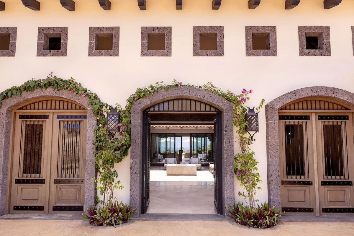 Luxurious 4BR Ocean View Getaway + Free Airport Transfers! #45