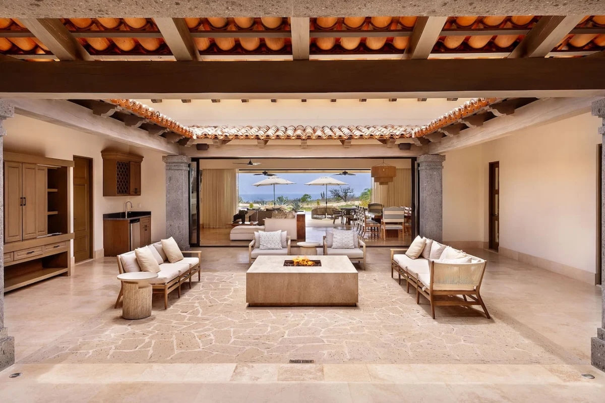 Luxurious 4BR Ocean View Getaway + Free Airport Transfers! #70