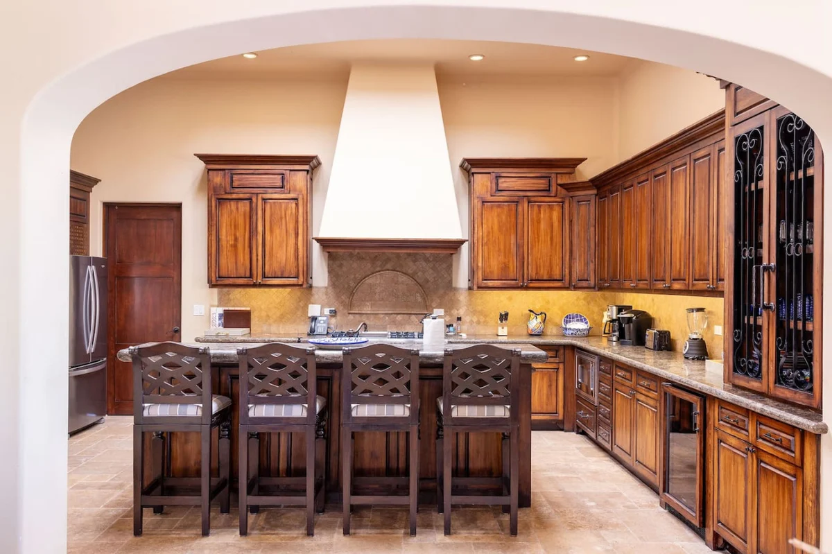 Exclusive 5-BR Golf Villa: Featuring Cart & Private Transport! #36
