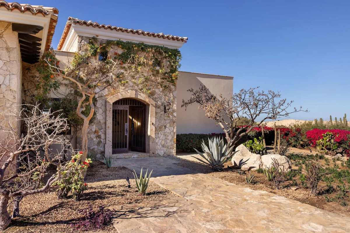 Exclusive 5-BR Golf Villa: Featuring Cart & Private Transport! #75