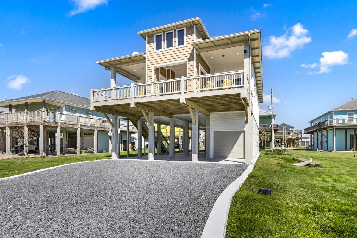 500 ft to beach~Wine Cellar~Golf Cart~Fire~For 14 #110
