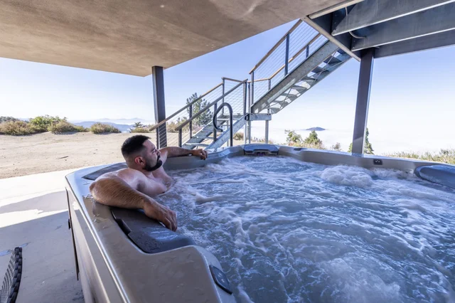 Dream House Hideaway and Hot Tub with Amazing View