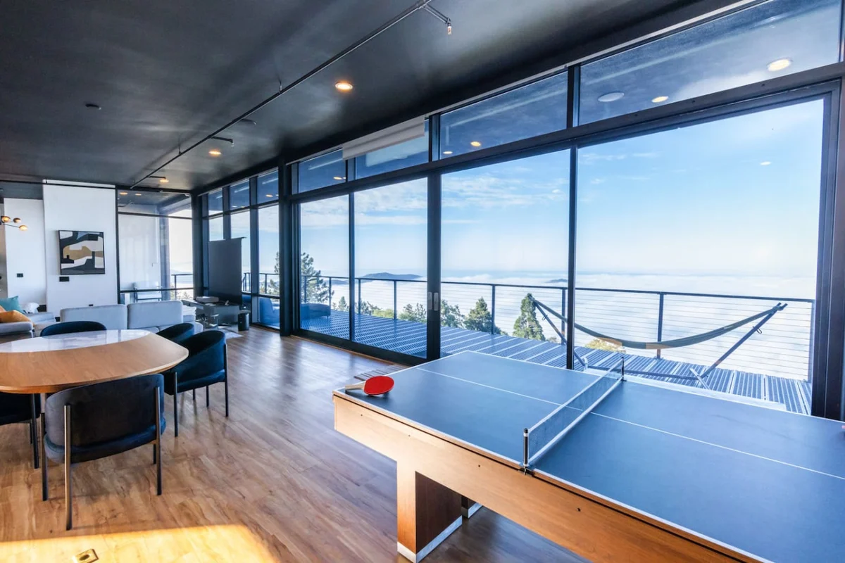 Dream House Hideaway and Hot Tub with Amazing View #134