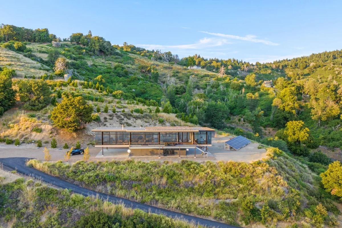 Dream House Hideaway and Hot Tub with Amazing View #85