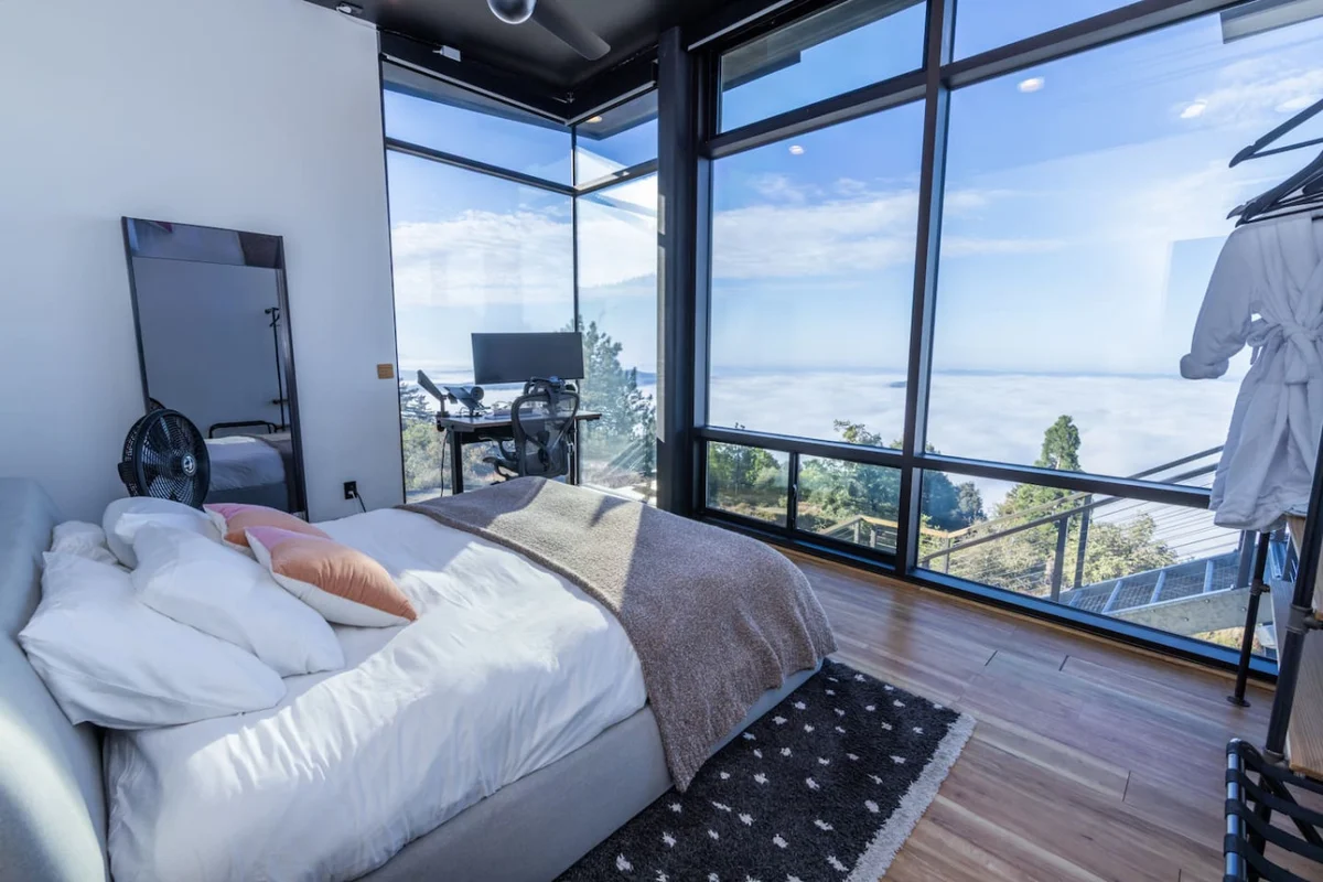 Dream House Hideaway and Hot Tub with Amazing View #116