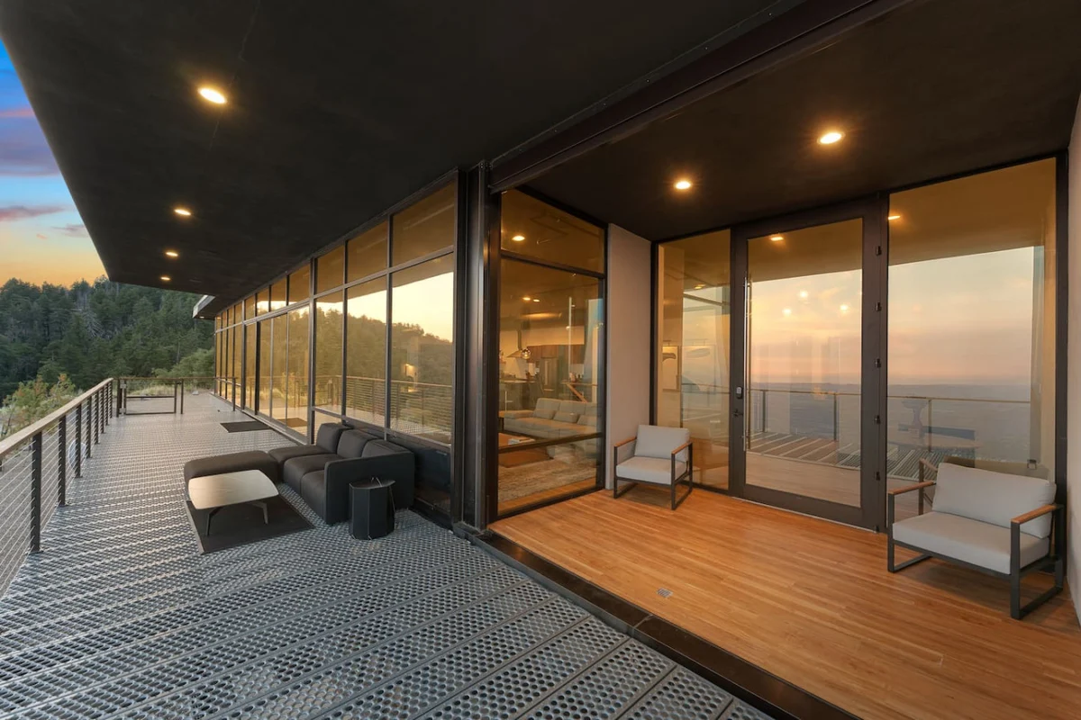 Dream House Hideaway and Hot Tub with Amazing View #97