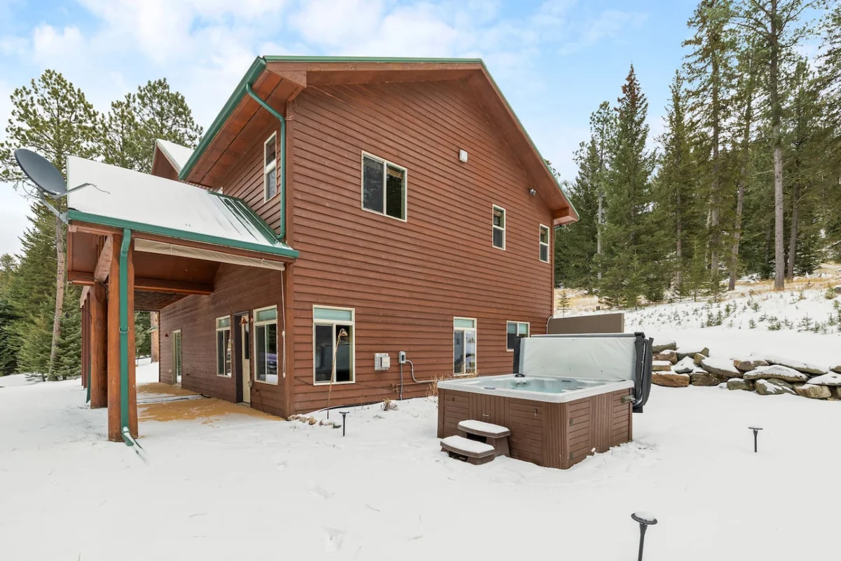 Cozy Cabin: Private Hot Tub, Starlink & Nature #18