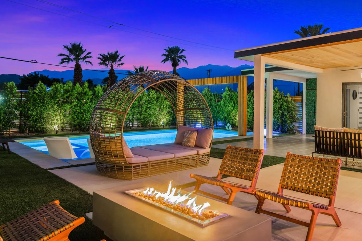 Home in Palm Springs property photo 2