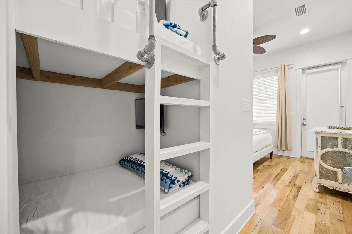 Dunn Inn 2 | Seacrest Beach w/ Lagoon Pool, Bikes & Private Beach Access #37