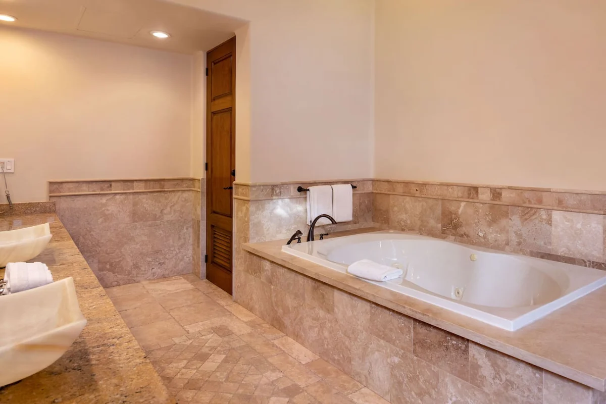 5BR Golf Villa | Sleeps 16 | Golf Cart + Transfers #56