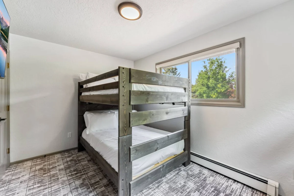 EagleVail Alpine Escape | Riverside Luxe W/ Spa #60