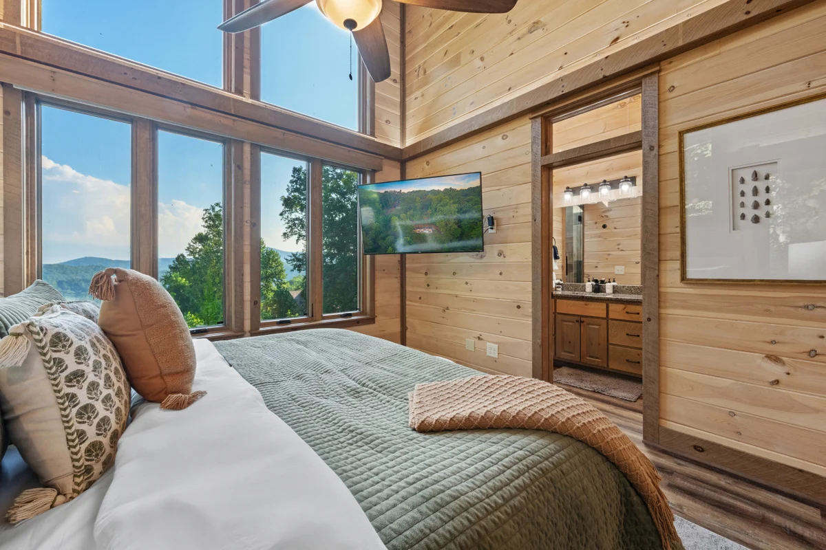 Luxe & Scenic Escape: Hot Tub ~ Breathtaking Views #104