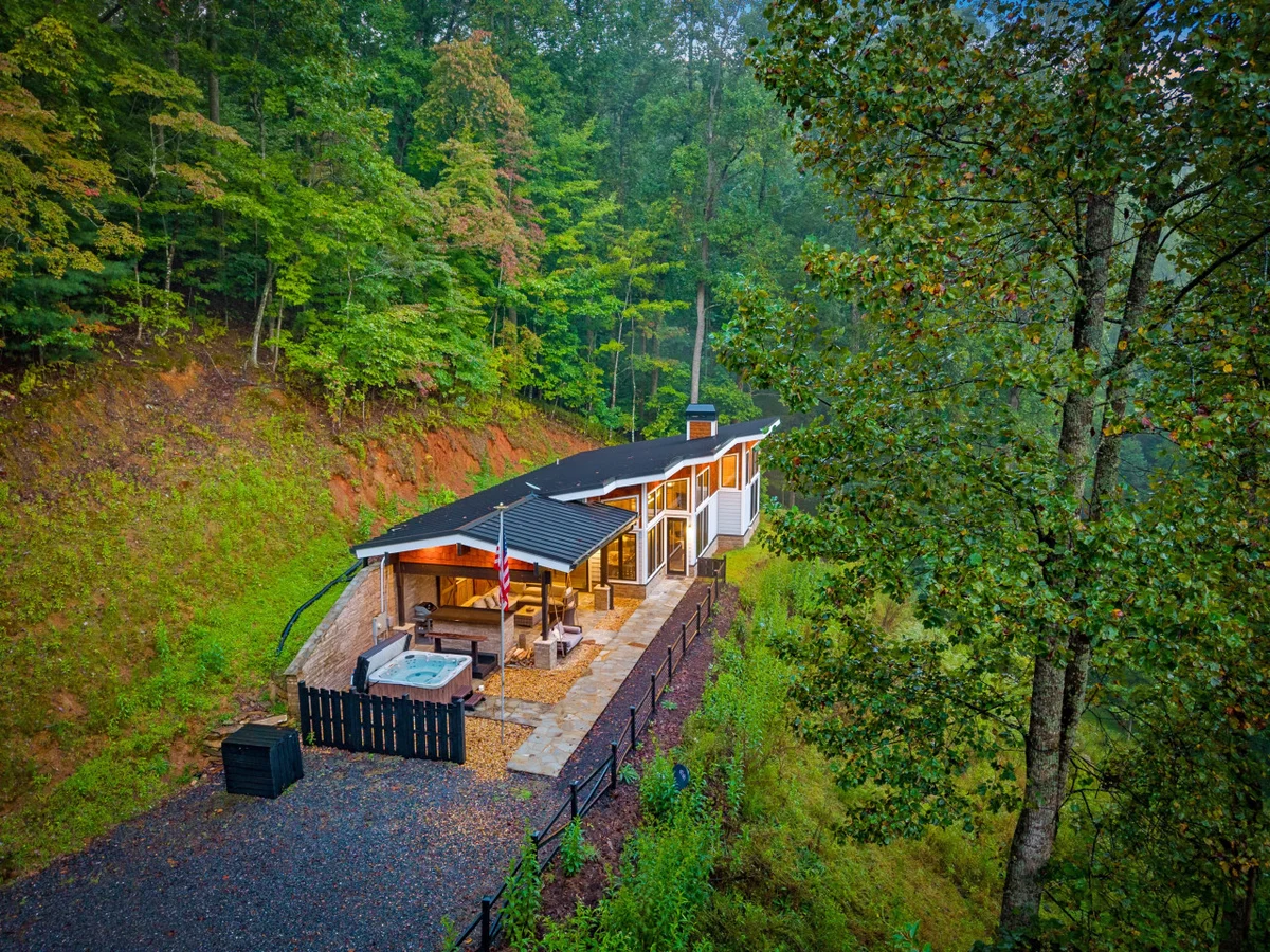 Luxe & Scenic Escape: Hot Tub ~ Breathtaking Views #96