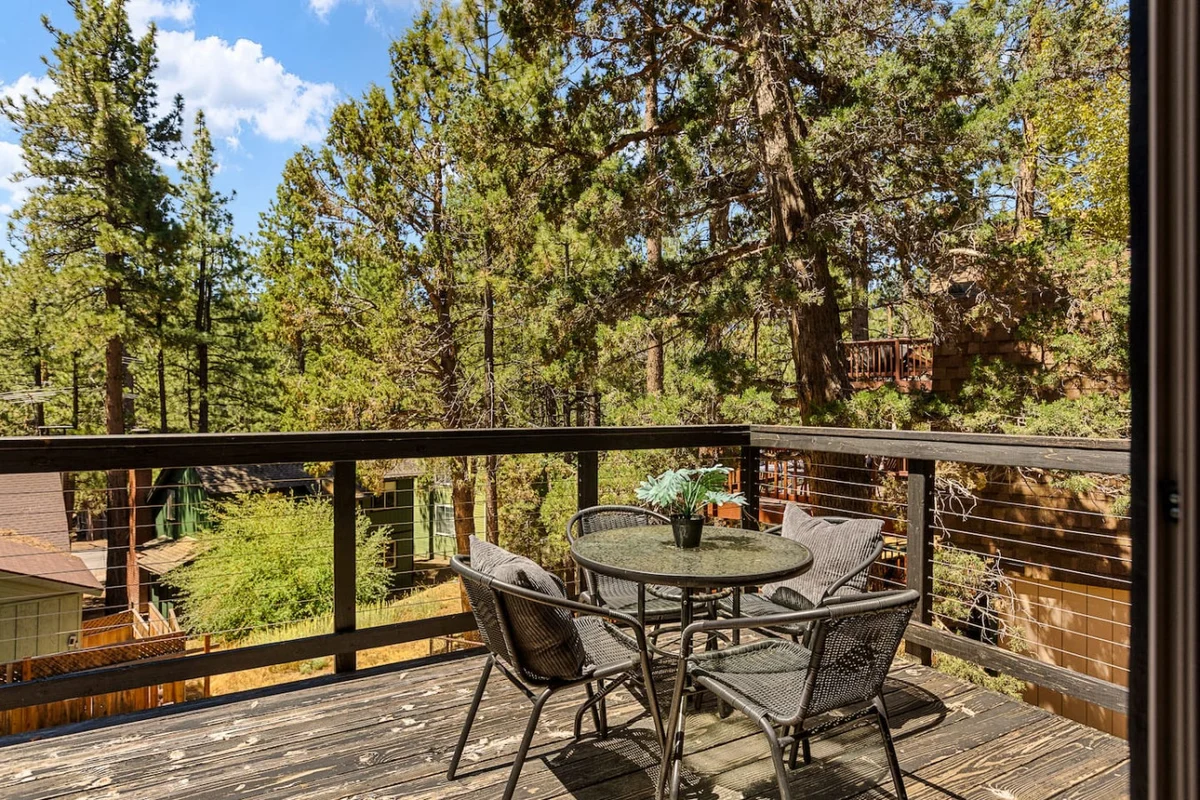 2BR Mid Century Retreat • EV, Hot Tub, BBQ #111