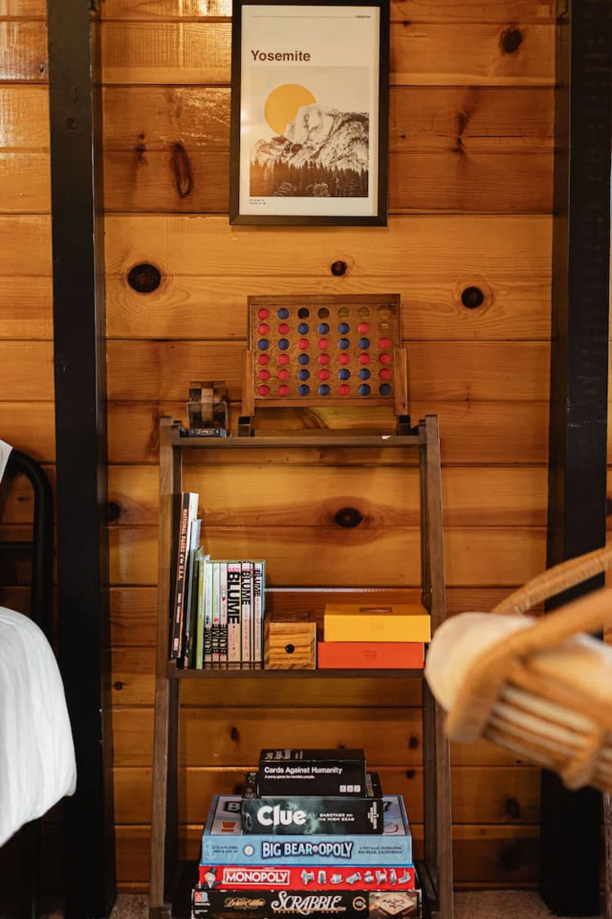 Cozy A-Frame vibes w. Lake & Ski views, AC #93